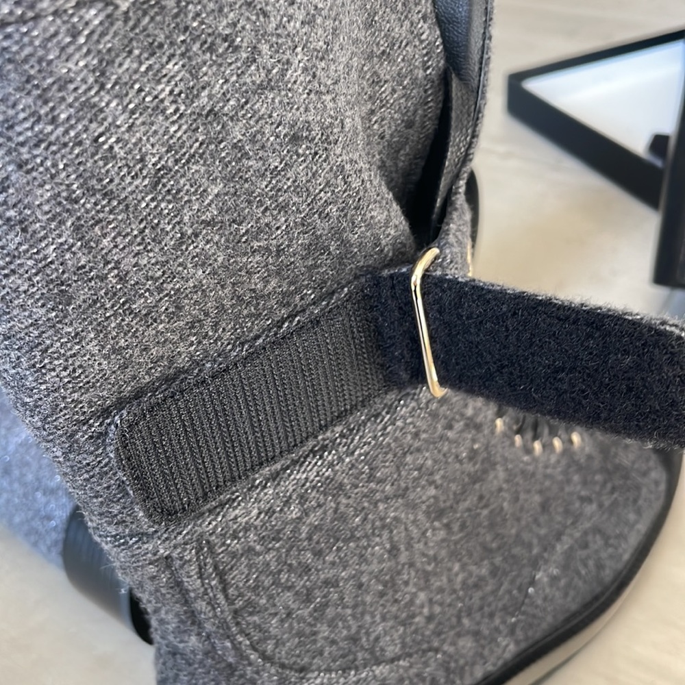 Chanel rare tweed flannel gray combat boot military boot logo gold sz 38.5 - Picture 9 of 10